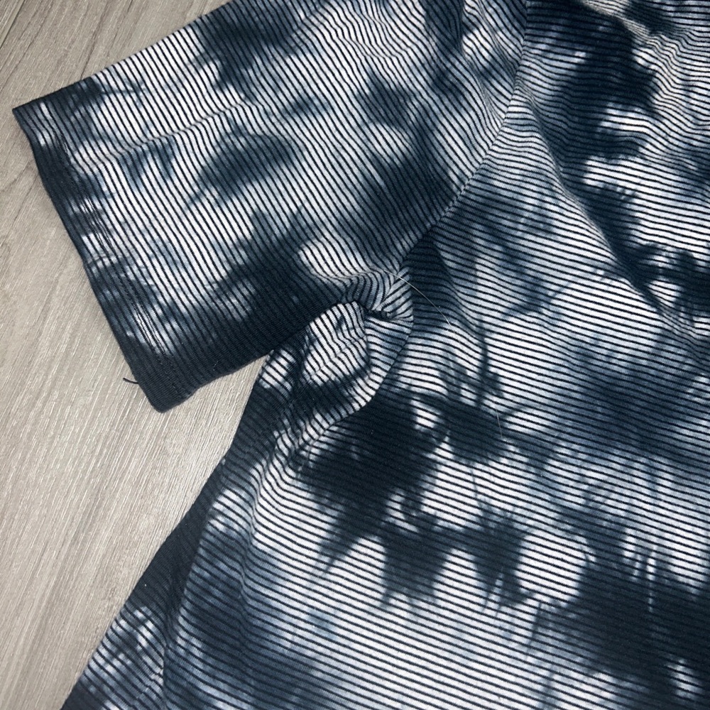 Kensie Black & Cream Color Crop Tee Women’s Med Tye Dye Look - Picture 4 of 8